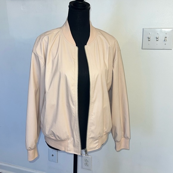 Who What Wear Jackets & Blazers - Who What Wear Full Zip Bomber Jacket Pockets Faux Leather Vegan Jacket